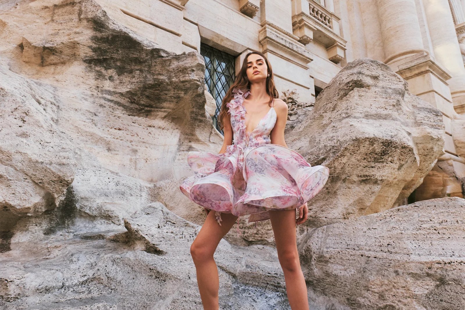 Summer Mini Dresses: The Ultimate Party Statement - selection pictures